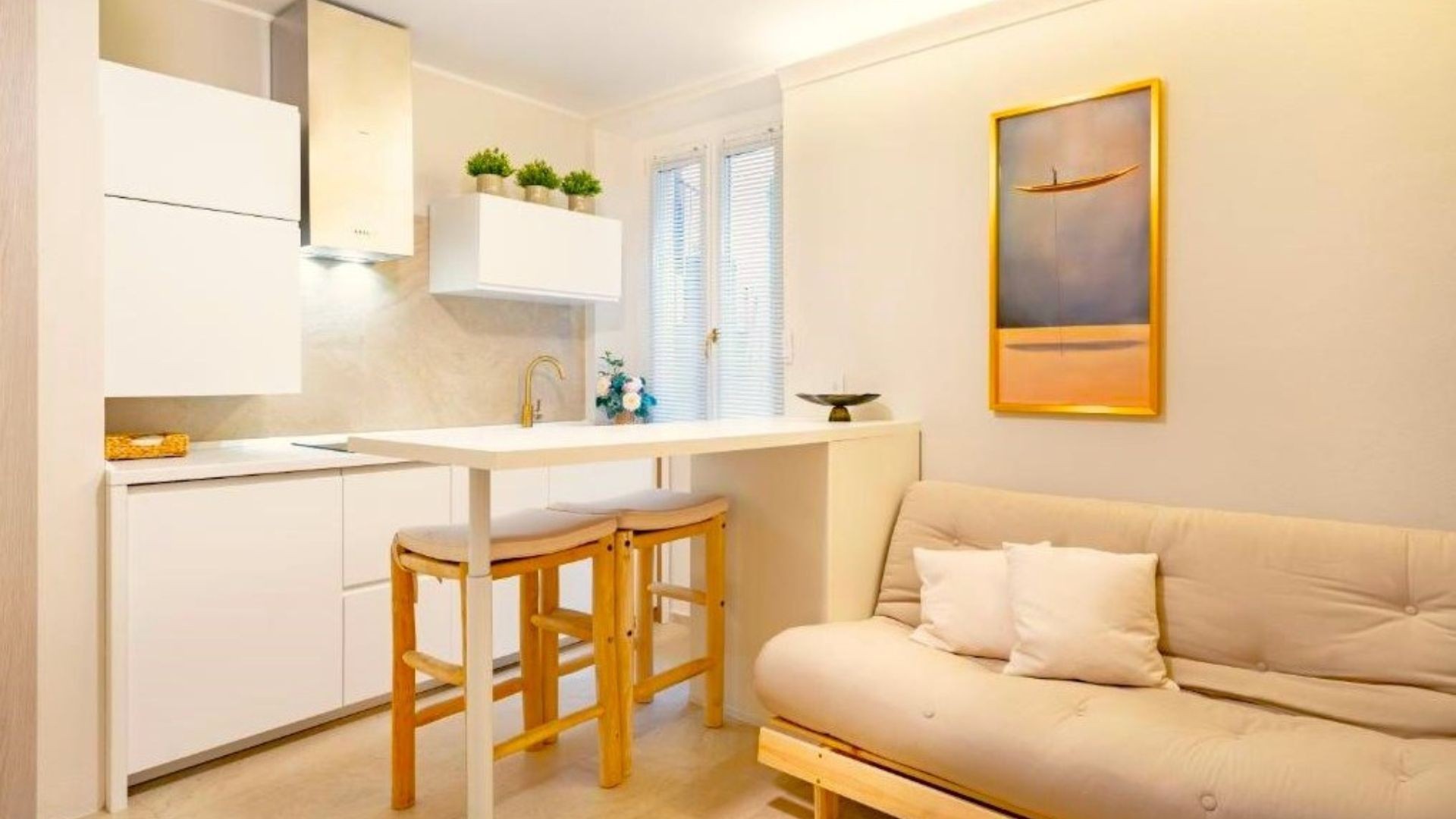 Modern Comforts & Amenities